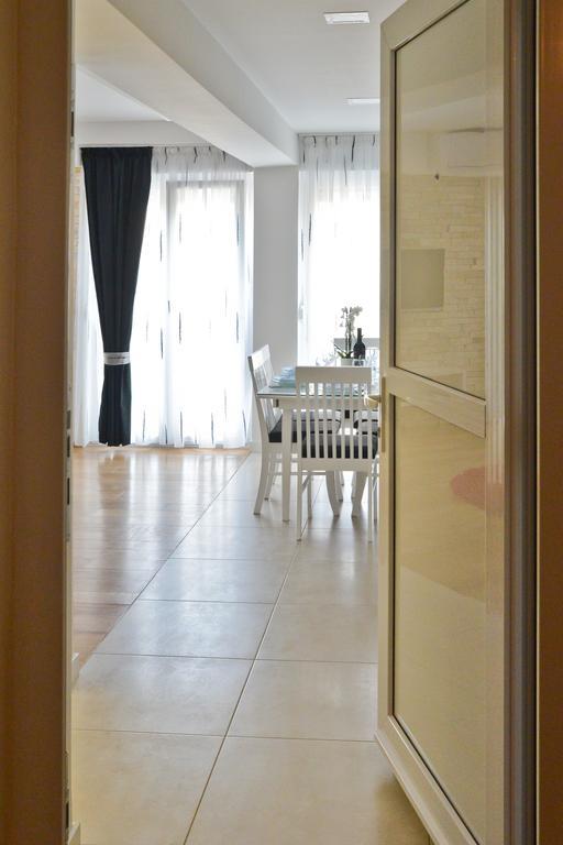 Apartment Domalu Old Town ザダル エクステリア 写真